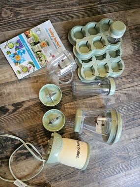 Baby Bullet Baby Food Maker Set - Sage Green